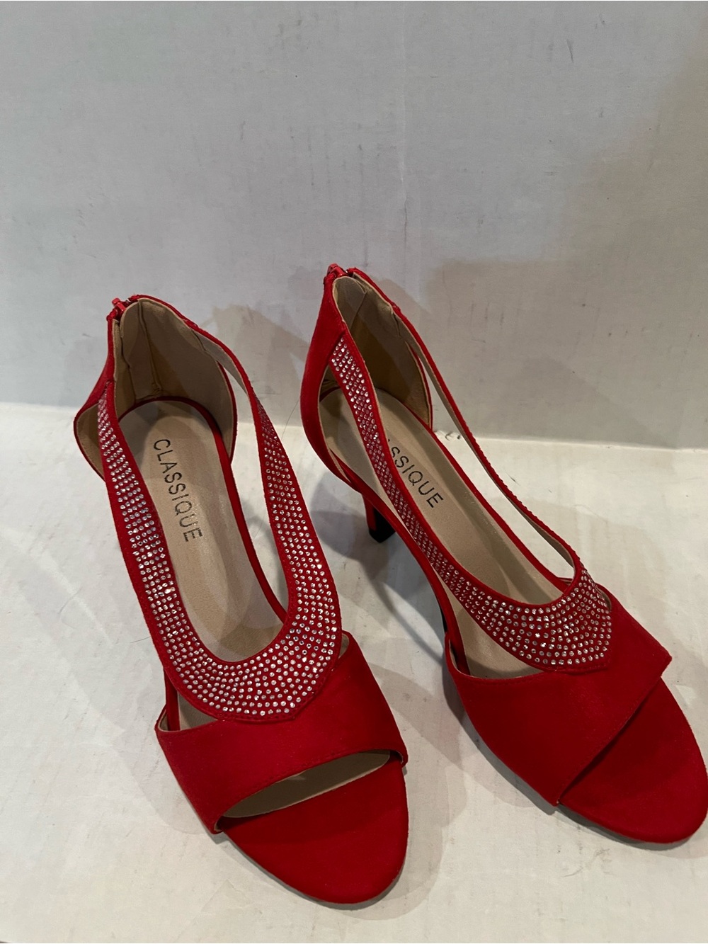 Classique Rhinestone Band Sandal - Picture 10 of 15